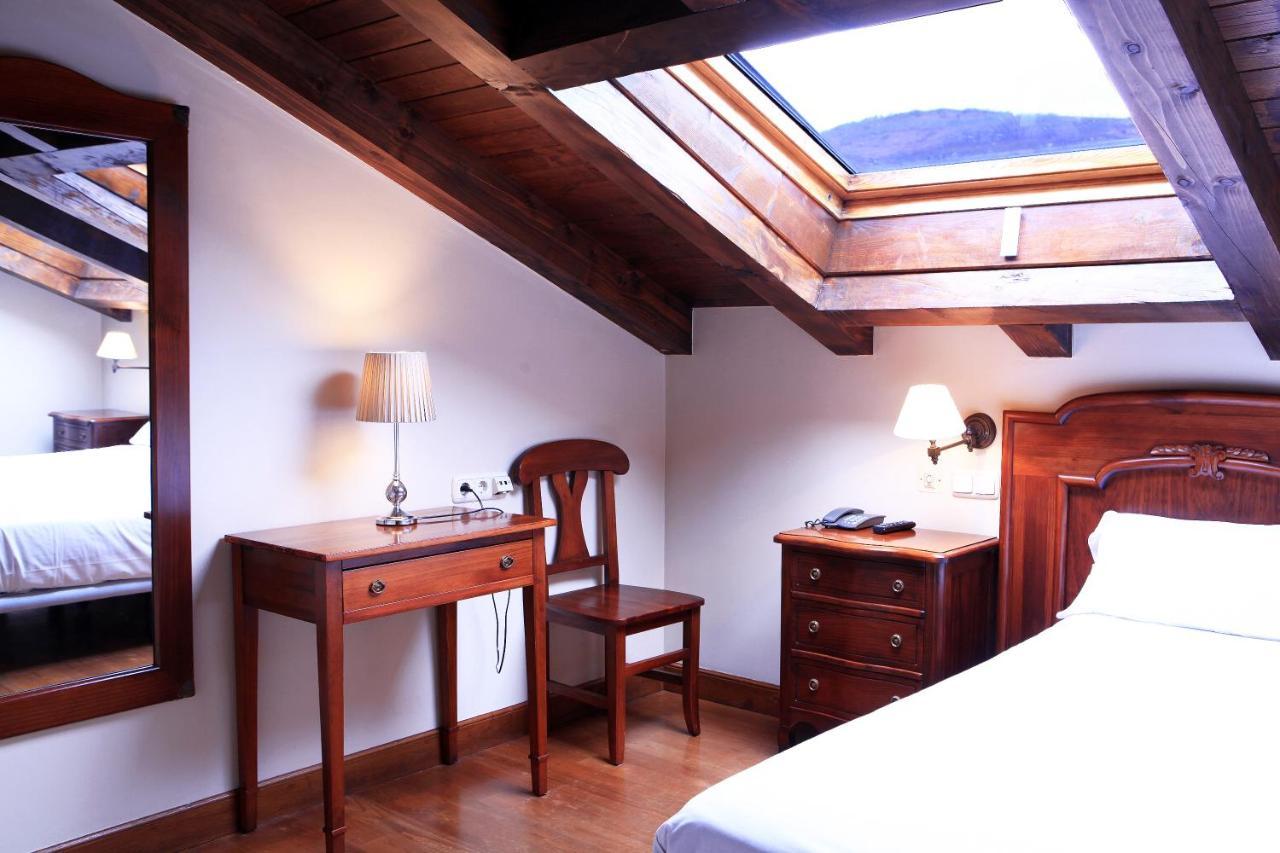 Hostal Antxitonea Elizondo Eksteriør bilde